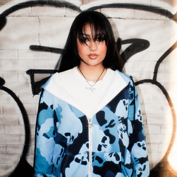 NWT BLUE CATACOMBS hoodie - Picture 1 of 6